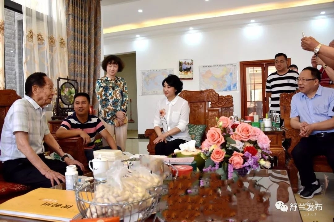 【要闻】舒兰市市长金华赴三亚拜会中国工程院院士袁隆平