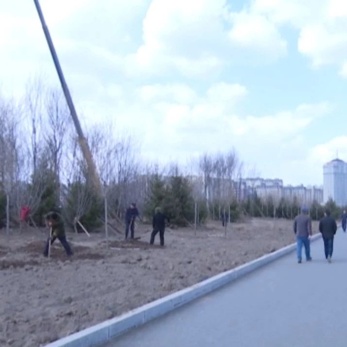舒兰市城市管理行政执法局全力打造细鳞河游园绿色景观