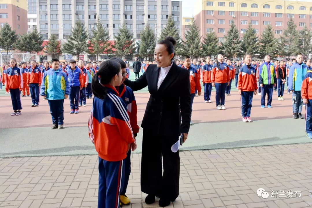 【爱国情 奋斗者】劳模篇丨霍春艳 倾心教育事业无怨尤