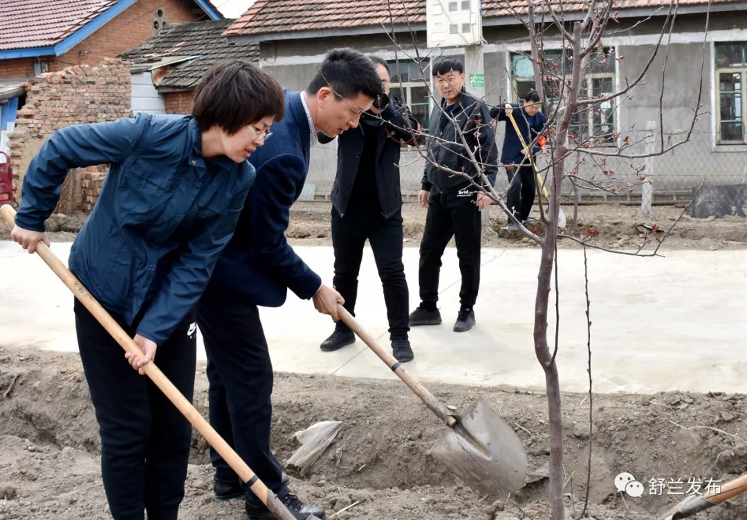 【头条】吉林市委常委、宣传部部长赵永波到舒兰市参加义务植树活动