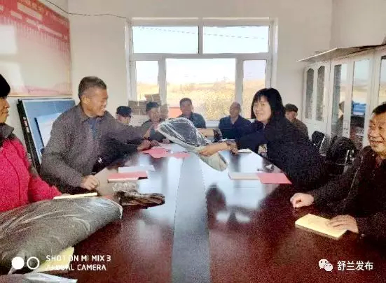 【新时代文明实践】舒兰市环城街道永昌村新时代文明实践站开展冬日送温暖活动