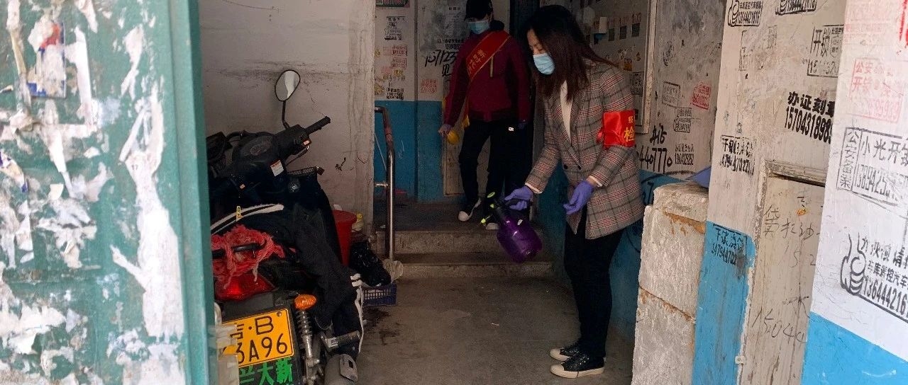 河南社区开展“除四害，防疫情”我们一直在行动 文明实践活动