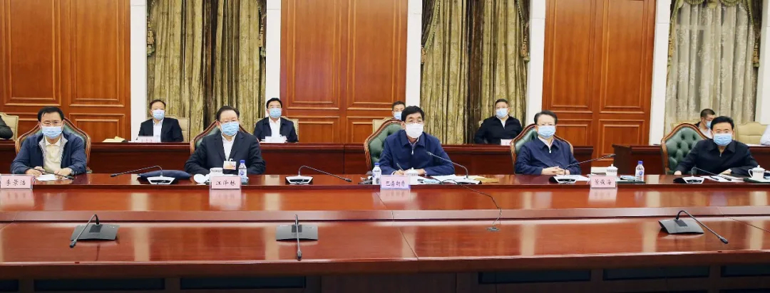 巴音朝鲁：坚决贯彻习近平总书记关于东北疫情防控重要指示精神 补齐工作短板 压实防控责任 严防疫情反弹