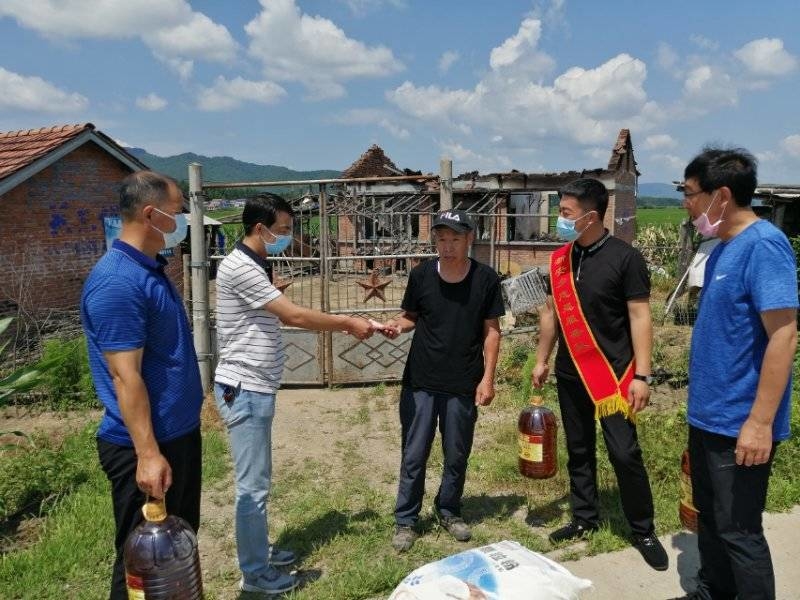 新时代文明实践 | 新安乡新时代文明实践所开展送温暖志愿服务活动