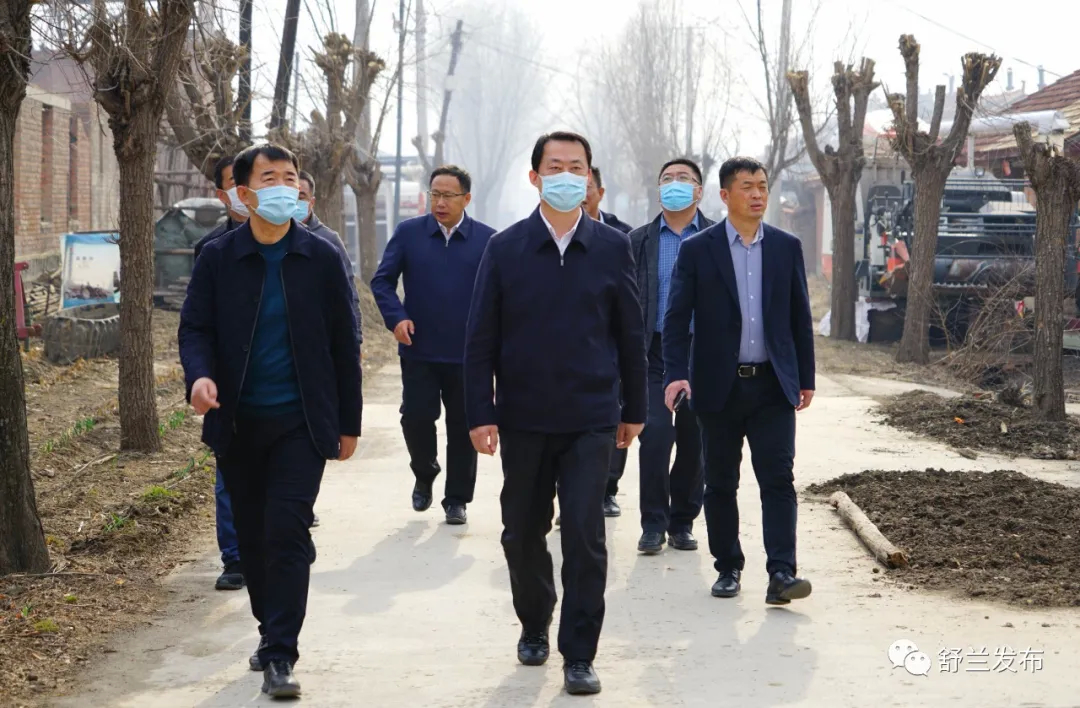 吉林市委常委、舒兰市委书记张静辉督导检查“七边”环境卫生治理工作并调研疫情防控与基层党建工作