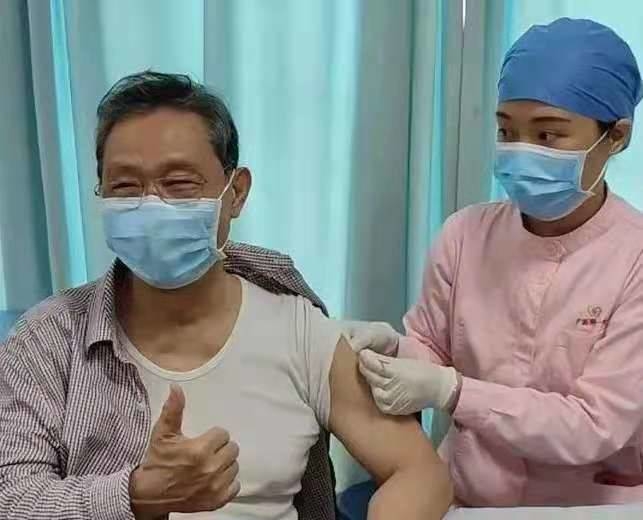 【特别提醒】别犹豫了，快打疫苗吧！