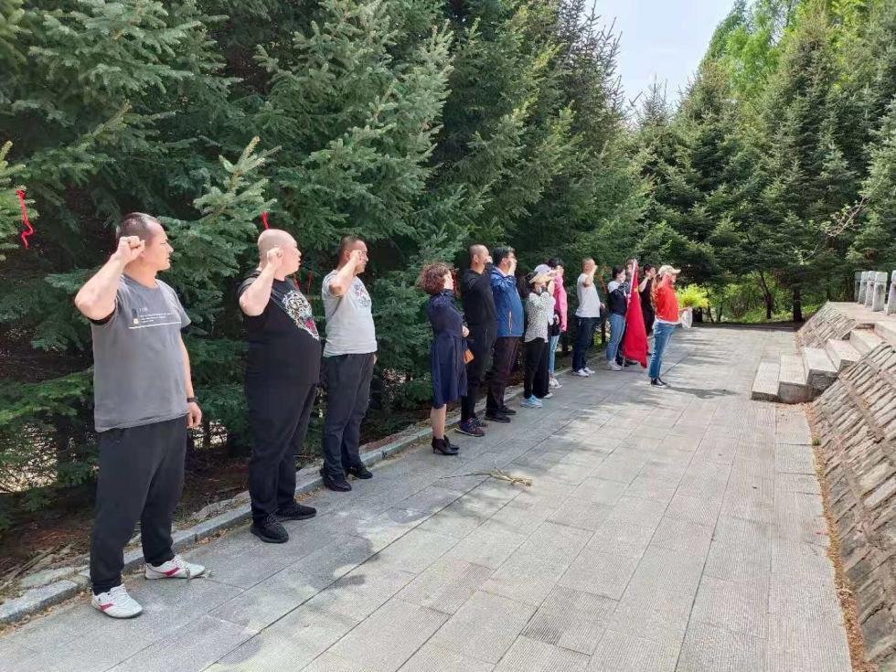 舒兰市市场监督管理局开展“祭奠英烈、勿忘国耻”党史学习教育活动
