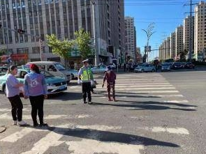 舒兰市交管大队开展文明交通志愿服务活动