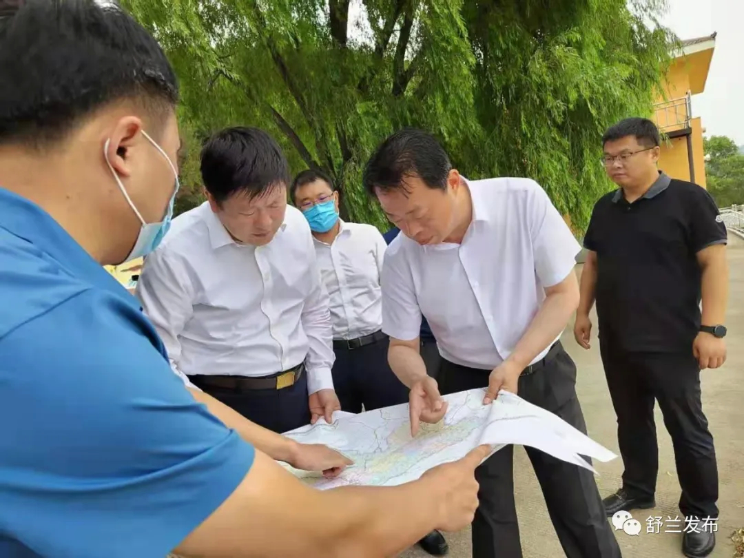 吉林市委书记贺志亮到舒兰市督导检查疫情防控、卡岔河流域综合治理和防汛工作