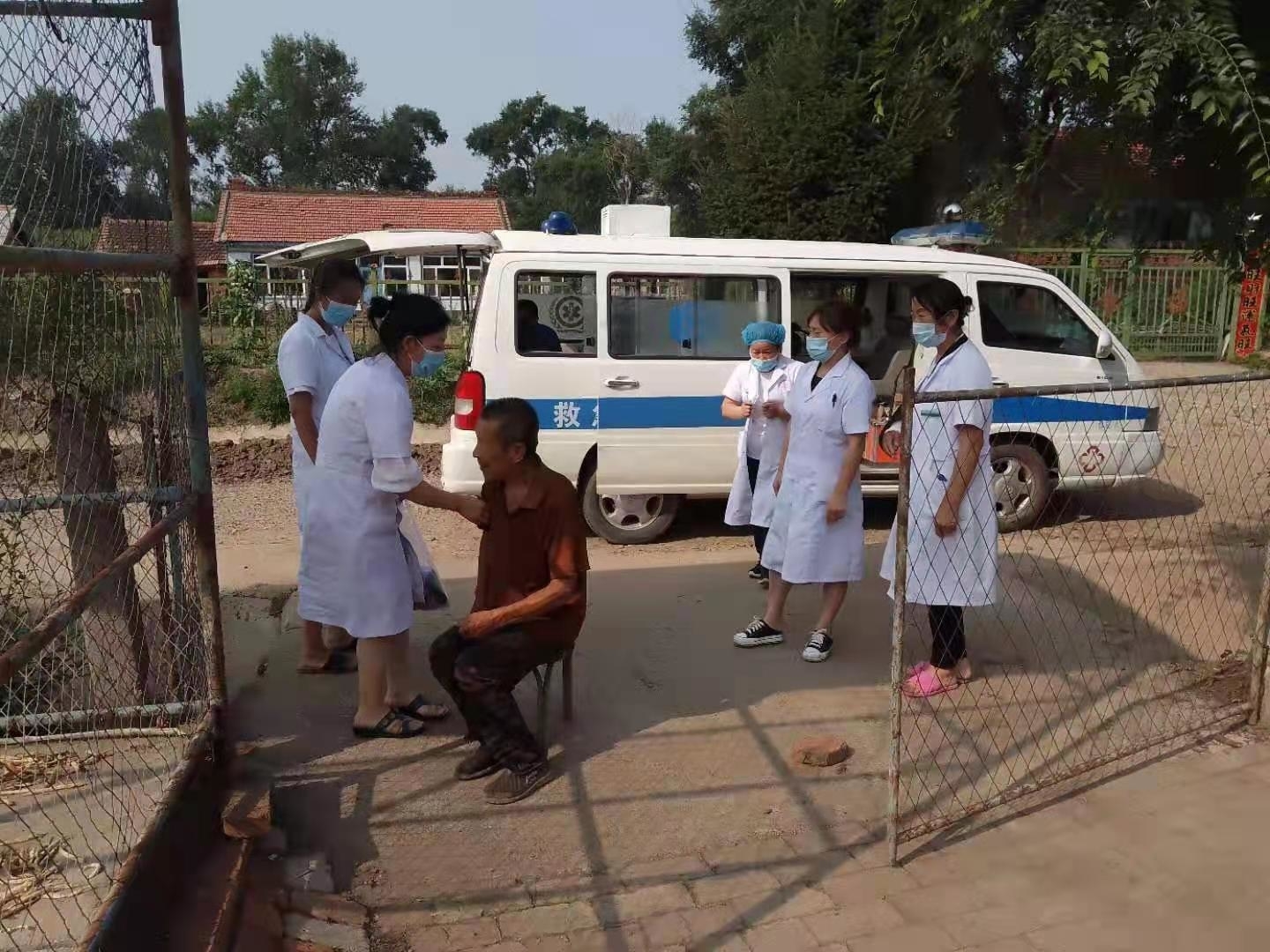 【我为群众办实事】打通疫苗接种&ldquo;最后一公里&rdquo; 法特镇送&ldquo;苗&rdquo;进村暖人心