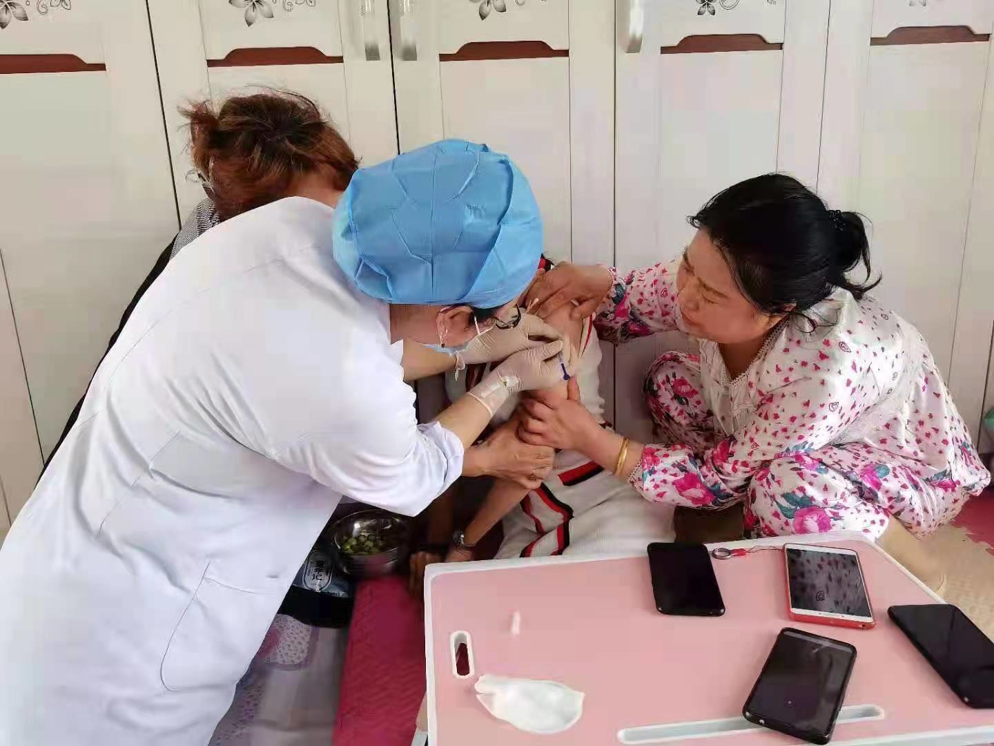 助力新冠疫苗&ldquo;应接尽接&rdquo; 白旗在行动