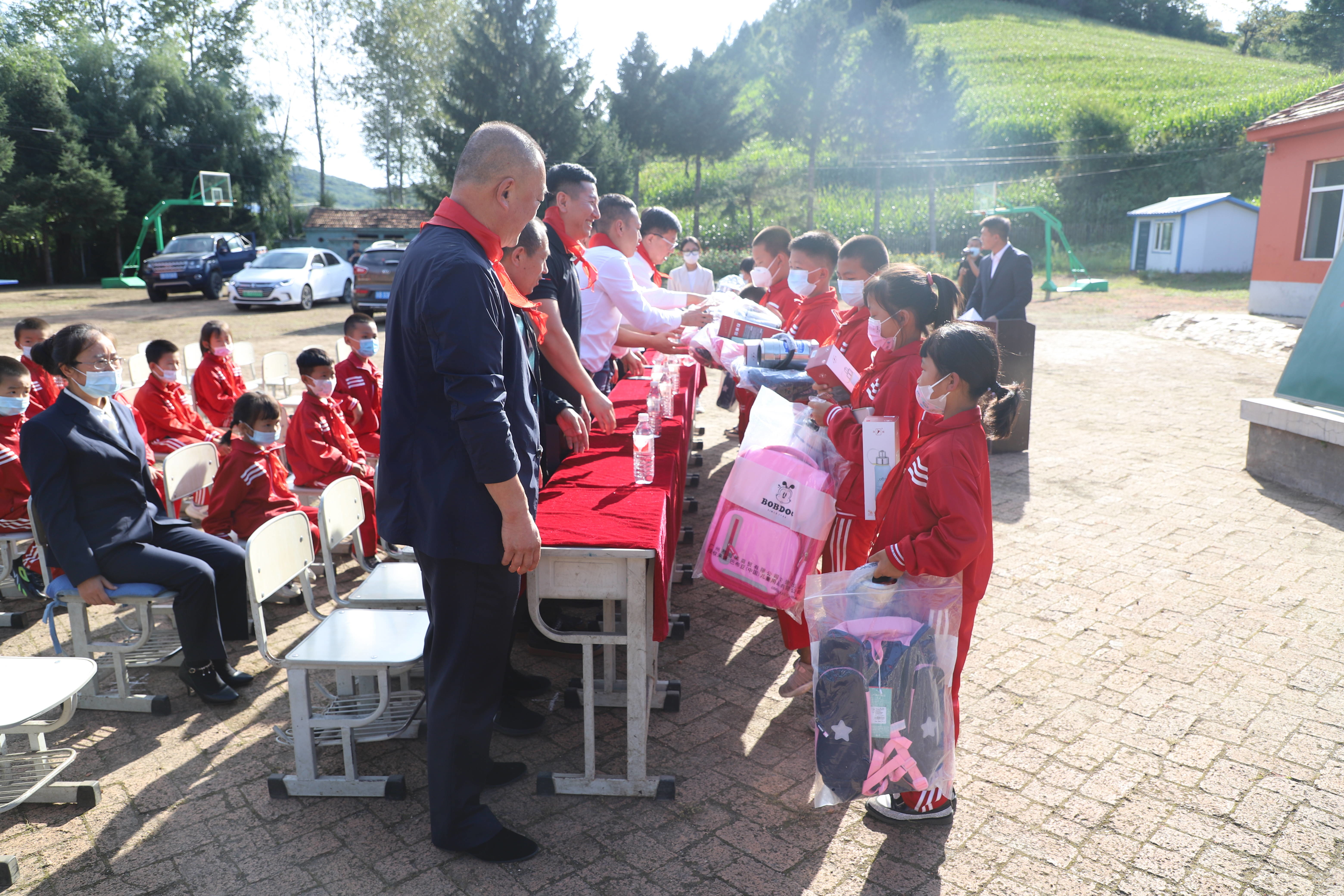 我为群众办实事丨舒兰市市场监督管理局：心系大山孩子 共圆学习梦想