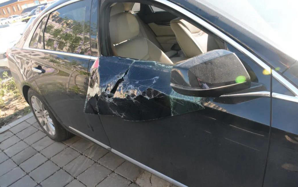 舒兰市公安局17小时成功破获系列砸车盗窃案件