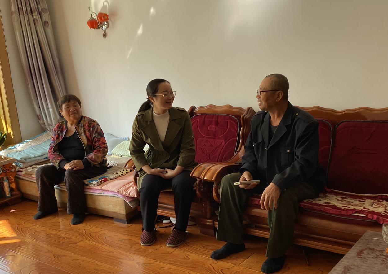 舒兰市委统战部中秋节前走访慰问部分统战人士