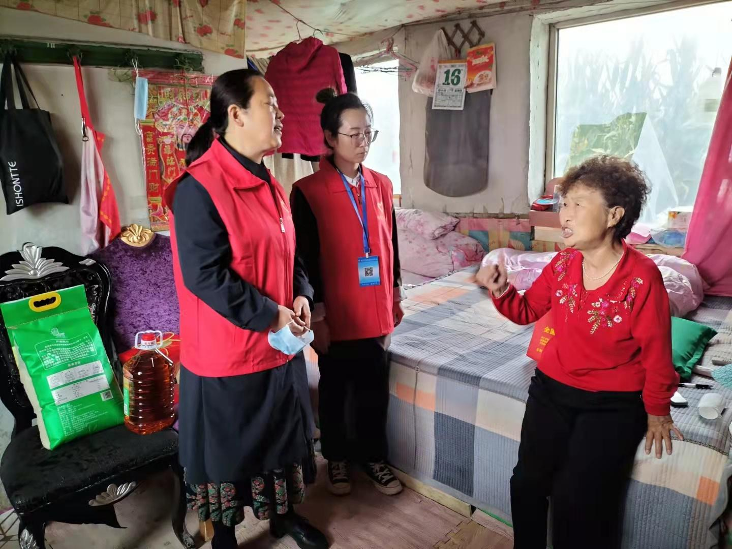 舒兰市新时代文明实践志愿者开展&ldquo;情暖中秋，关爱孤寡老人&rdquo;志愿服务活动