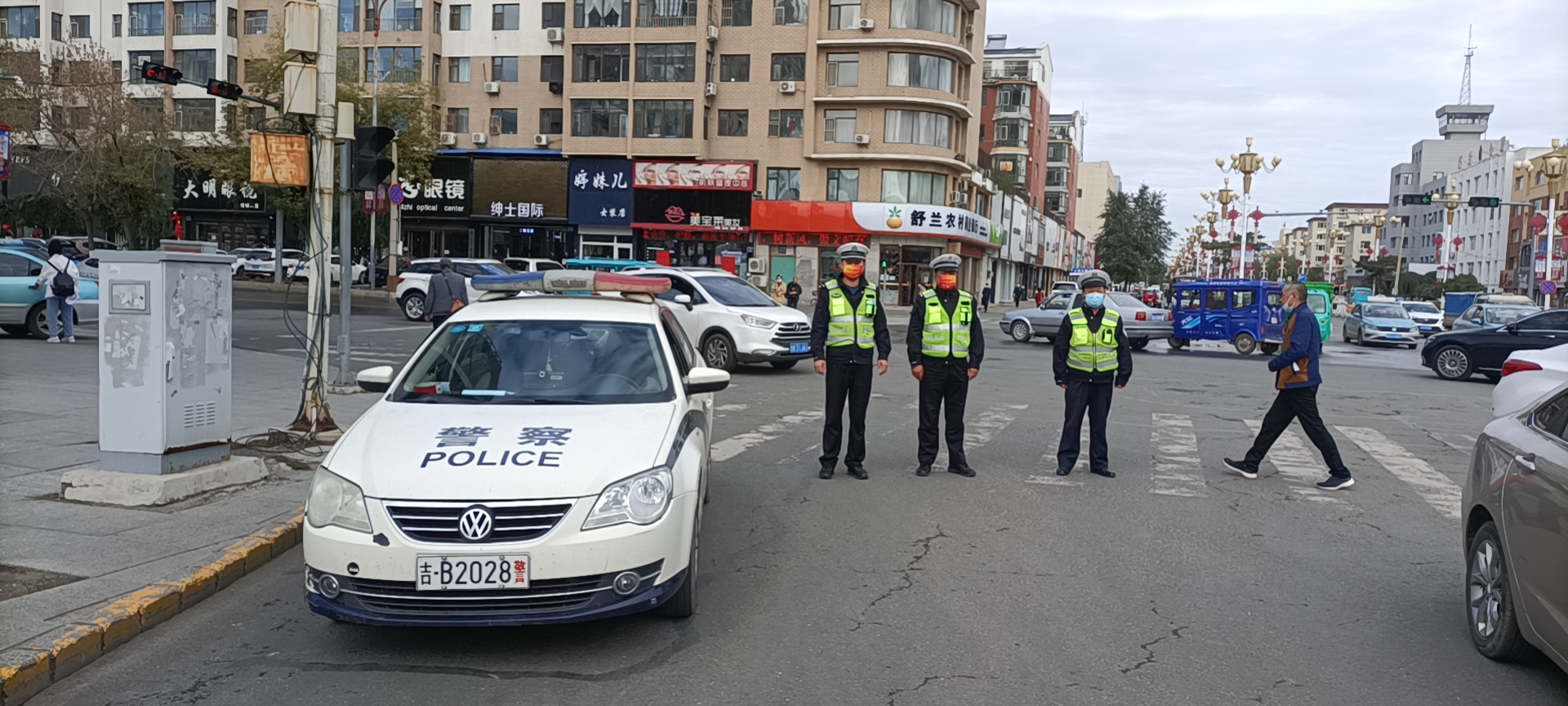 舒兰市交管大队圆满完成国庆假期安保工作