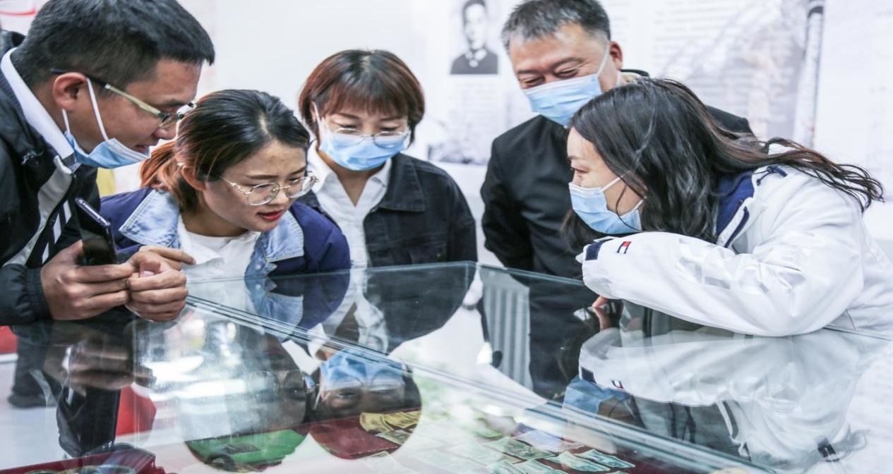 舒兰市社会保险事业管理局开展&ldquo;不忘初心&middot;红色之旅&rdquo;主题教育活动