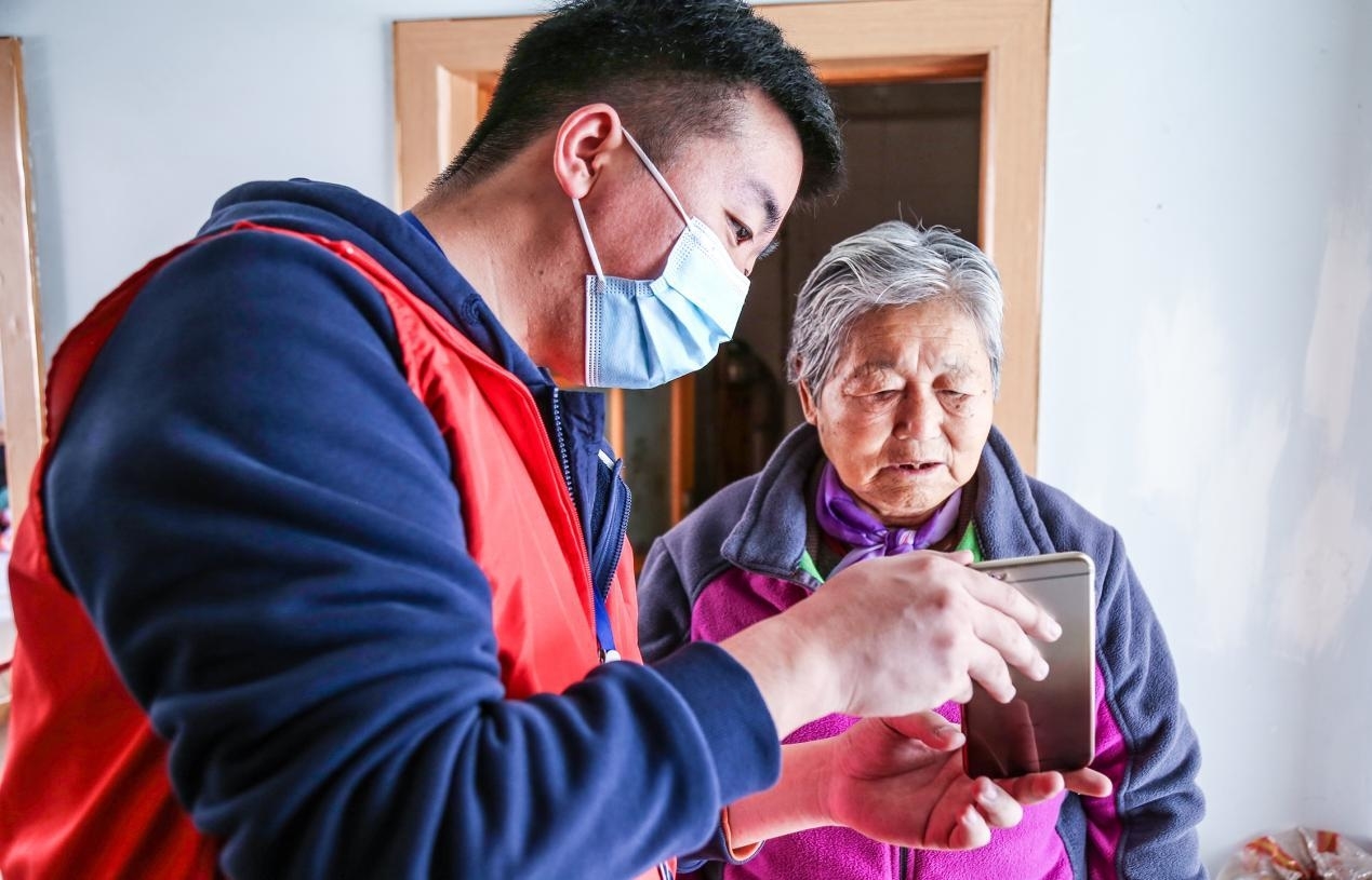 舒兰市社会保险事业管理局开展&ldquo;关爱老年人，社保有温度&rdquo;宣讲活动
宣讲活动