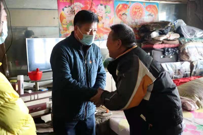 舒兰市乡村振兴局开展&ldquo;党心暖民心 支部办实事&rdquo;走访慰问活动
