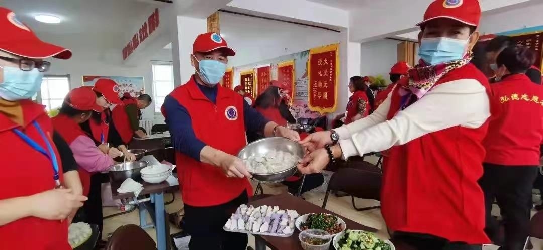 舒兰市新时代文明实践中心开展&ldquo;佳节尚文明 志愿关爱行&rdquo;系列志愿服务活动