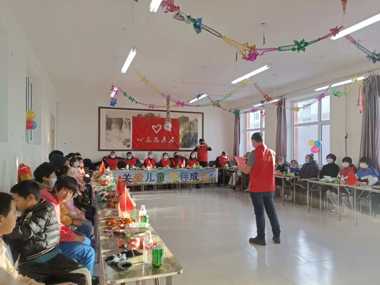 舒兰市心益新时代志愿服务队开展&ldquo;冬日送暖阳 心益暖童心&rdquo;志愿服务活动