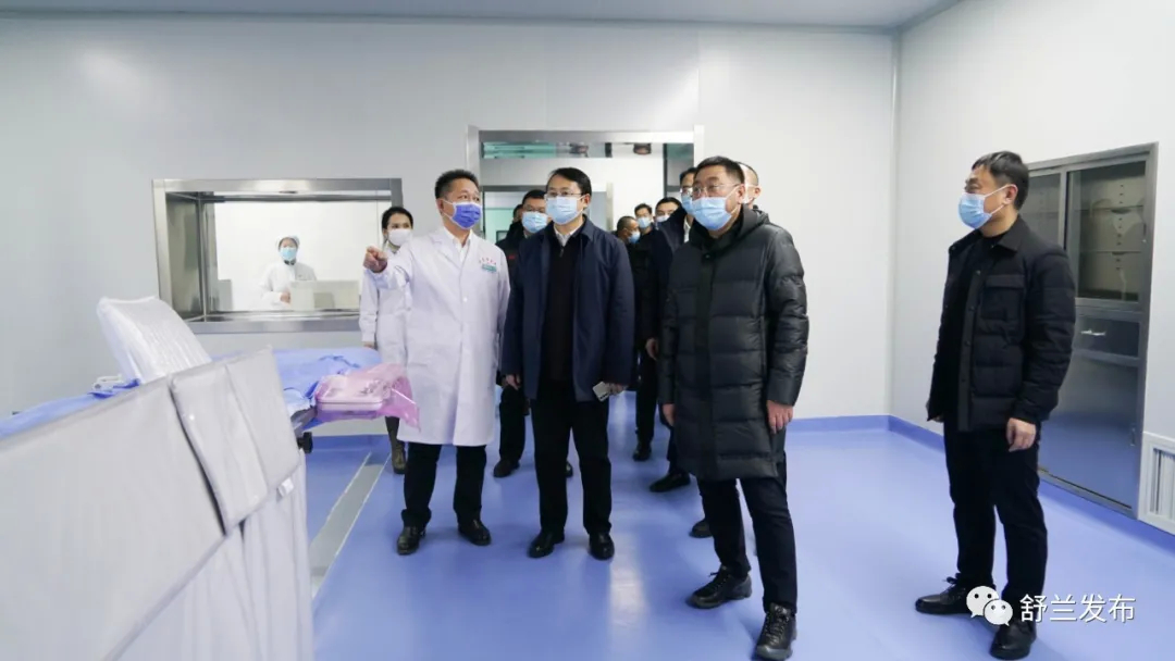 吉林市委常委、宣传部部长王卫东到舒兰调研并走访慰问困难党员