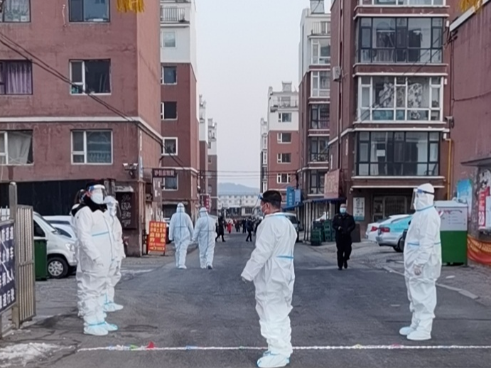 舒兰市人民法院迅速下沉社区开展疫情防控工作