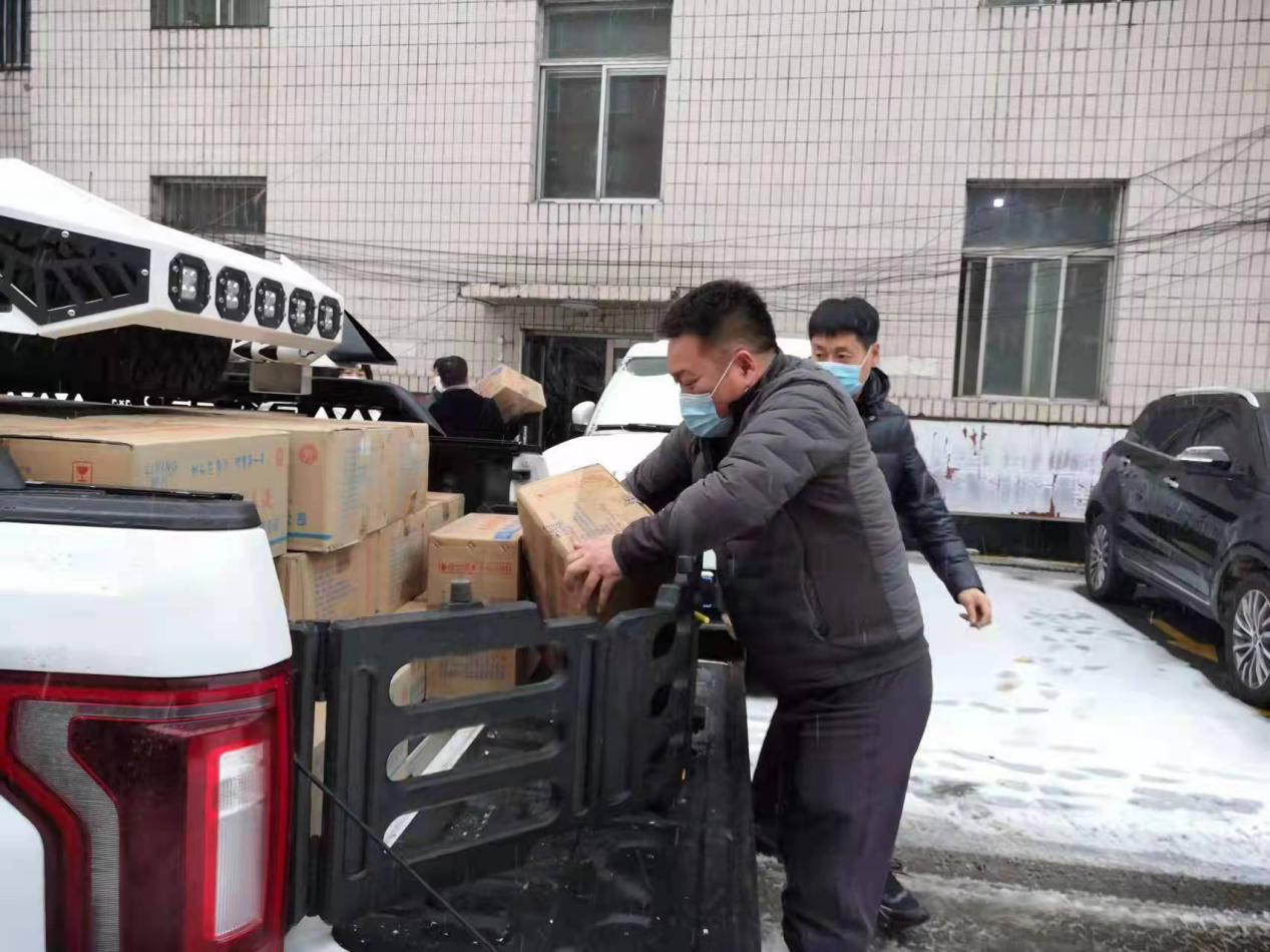 舒兰市工商联组织爱心企业捐赠物资助防疫