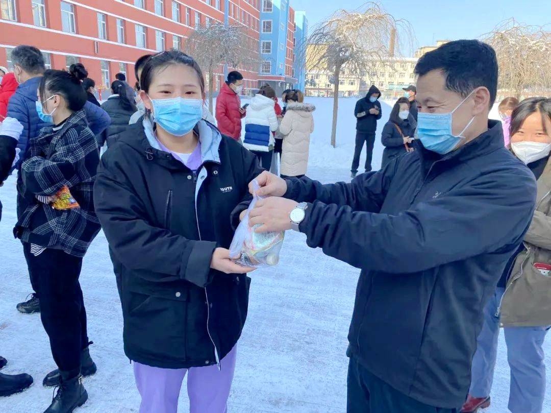 舒兰市人民医院开展 &ldquo;疫情防控送温暖、浓浓关怀暖人心&rdquo;慰问活动