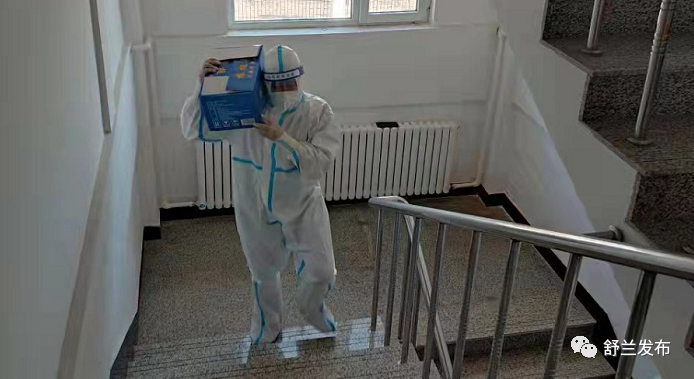 战疫先锋丨​黄士涛：挺身而出战疫情