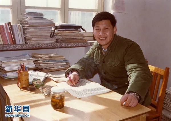 习近平颁发给科技创新者的一本证书｜“物”见初心·总书记的时代印记⑥