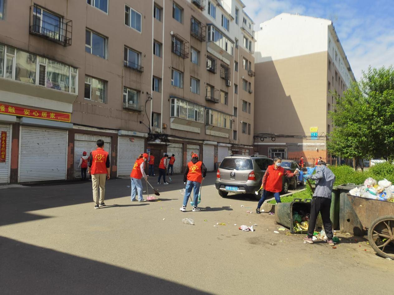 舒兰市社保局开展&ldquo;文明舒兰&bull;净美稻香&rdquo;城市清洁志愿服务活动