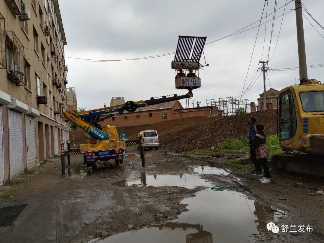 我为群众办实事丨舒兰市南城街道新村社区：拆除废弃太阳能 消除安全隐患