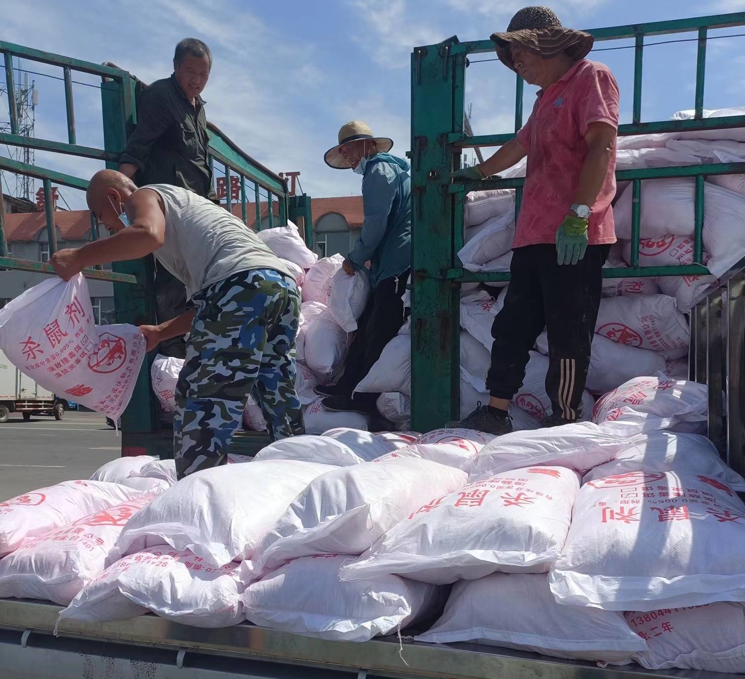 舒兰市爱国卫生运动委员会办公室开展2022年除四害药物发放工作