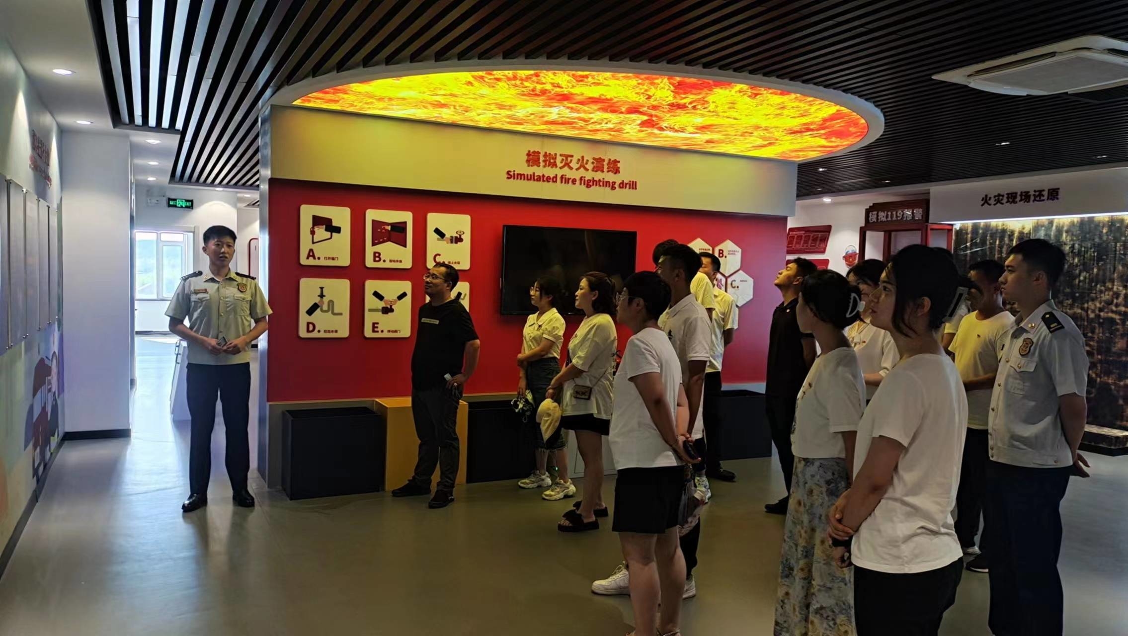 舒兰市财政局党总支开展&ldquo;助力火焰蓝 青春心向党&rdquo;主题党日活动