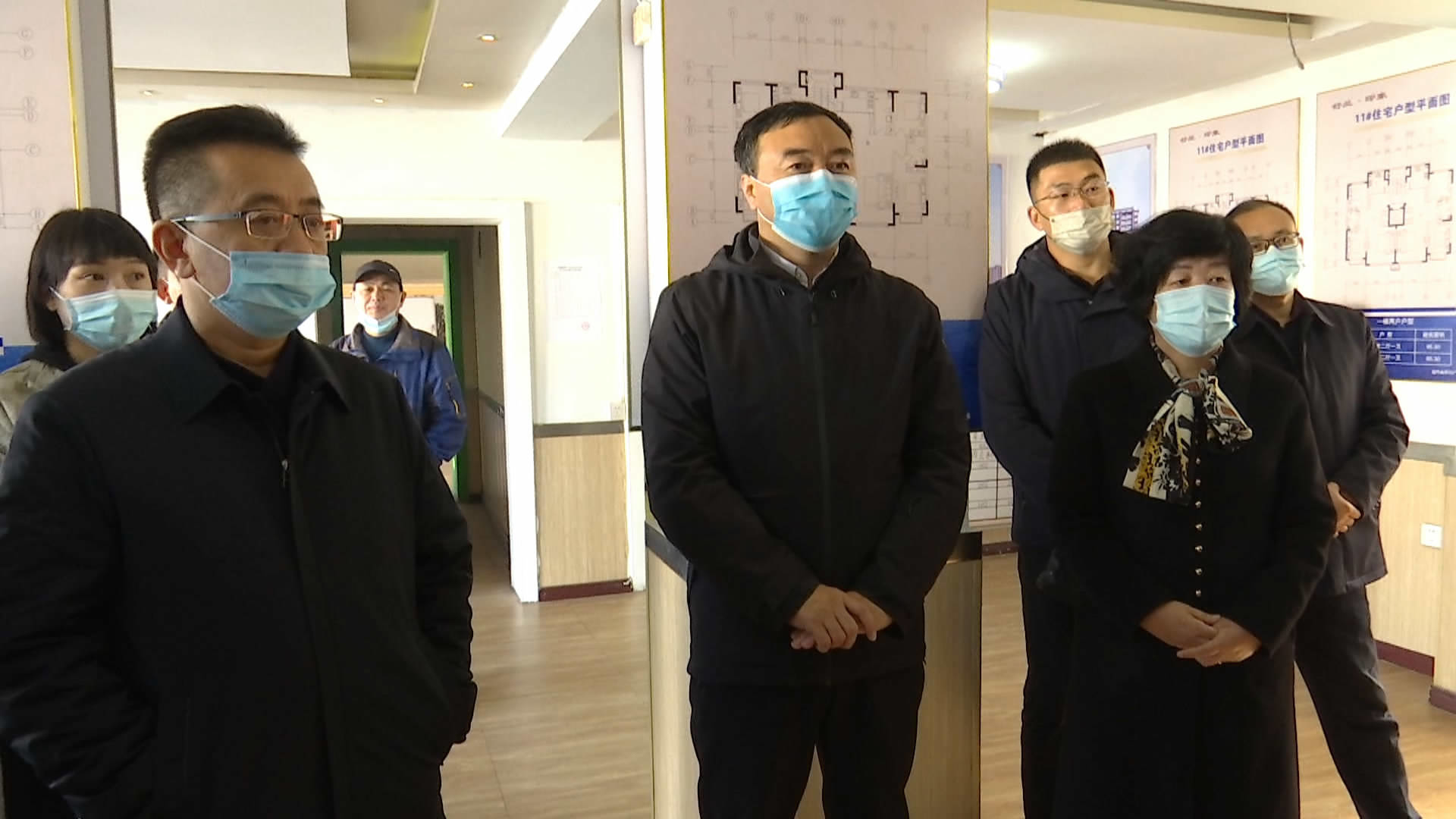 舒兰市政协视察城乡基础建设改善情况