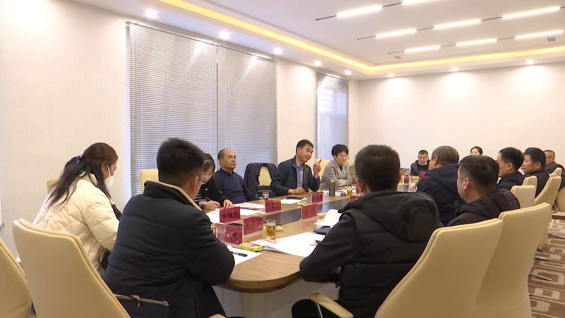 舒兰市人大常委会视察城市基础设施建设情况