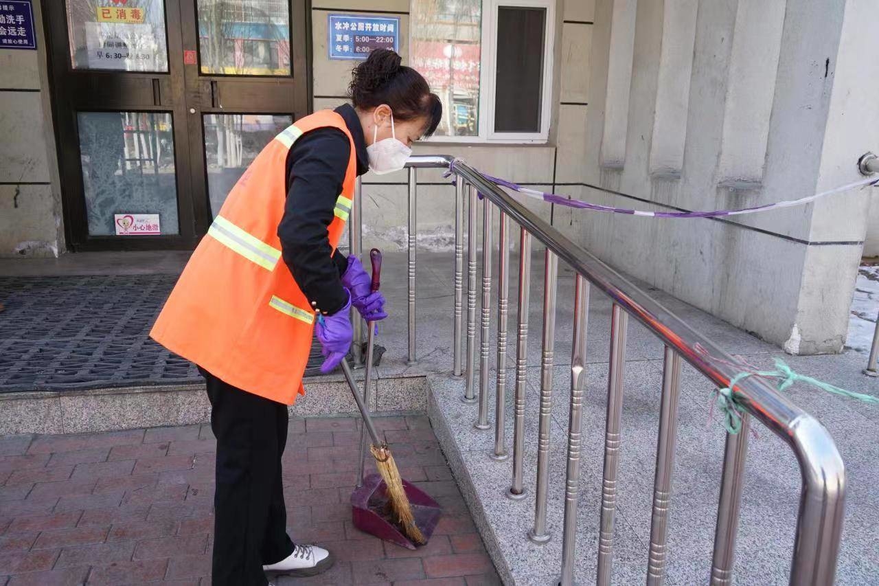 我们的新时代丨保洁员陈彦芳：用行动诠释诚信之美