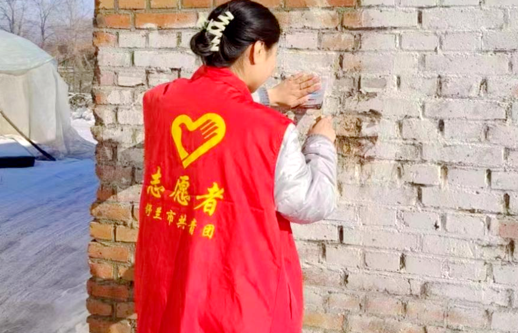 创城进行时 | 舒兰市水曲柳镇： 清理&ldquo;野广告&rdquo;  助推镇区&ldquo;颜值&rdquo;再提升