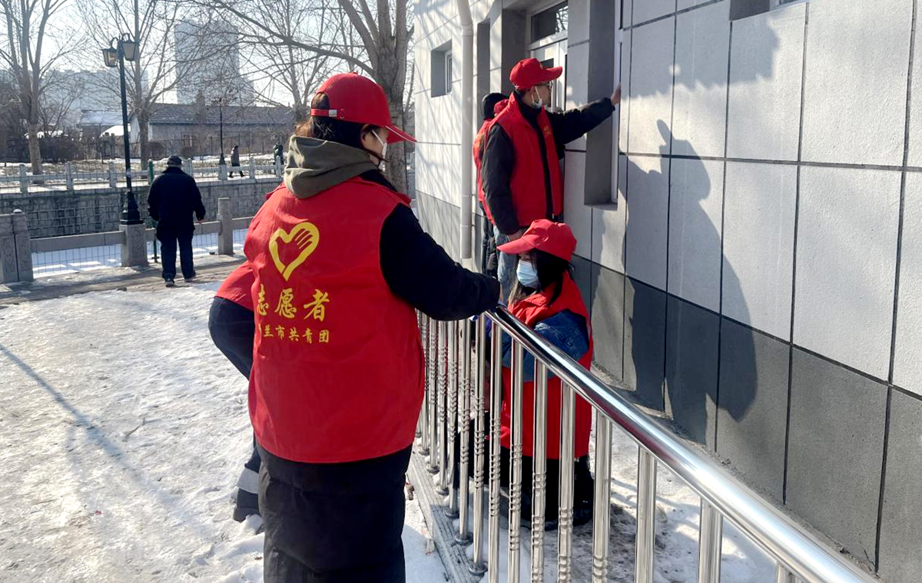 创城进行时丨舒兰市北城街道中兴社区开展&ldquo;洁厕净室、文明同行&rdquo;志愿服务活动