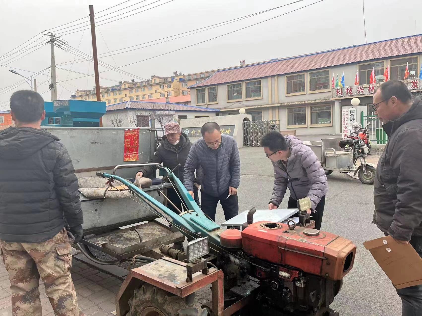 舒兰市溪河镇开展农机年检 助力春耕生产