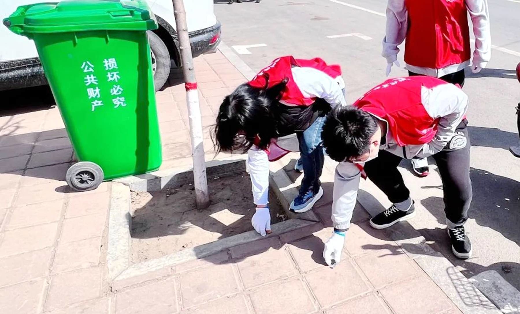 创城进行时丨舒兰市掀起环境卫生集中治理攻坚行动热潮