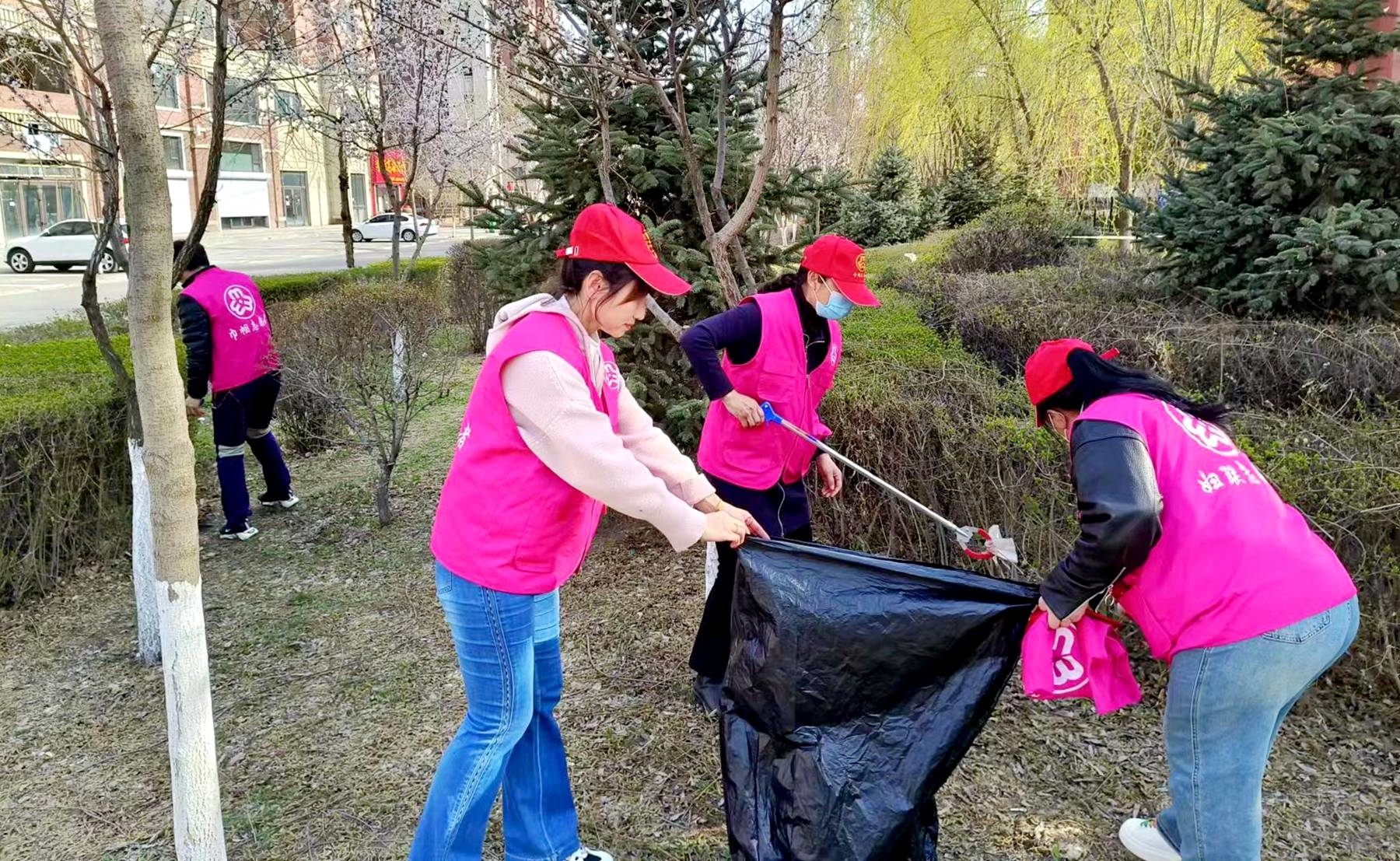 舒兰：巾帼心向党 共建净美家园