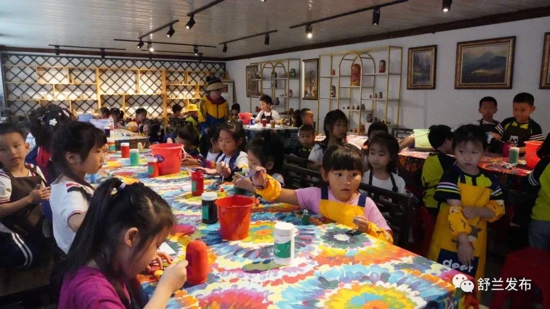 200名小朋友到舒兰小城镇南阳屯开展研学之旅活动