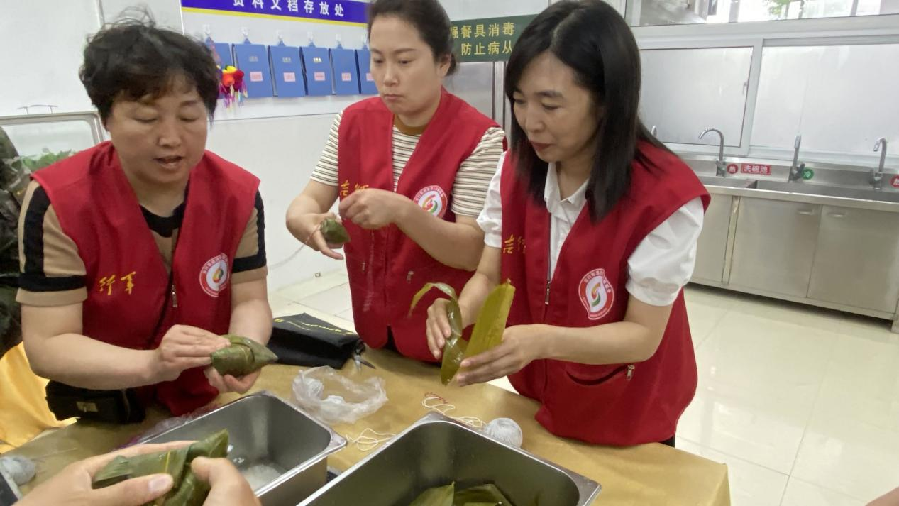 舒兰市退役军人事务局开展&ldquo;浓情暖端午 粽香飘军营&rdquo;双拥主题活动