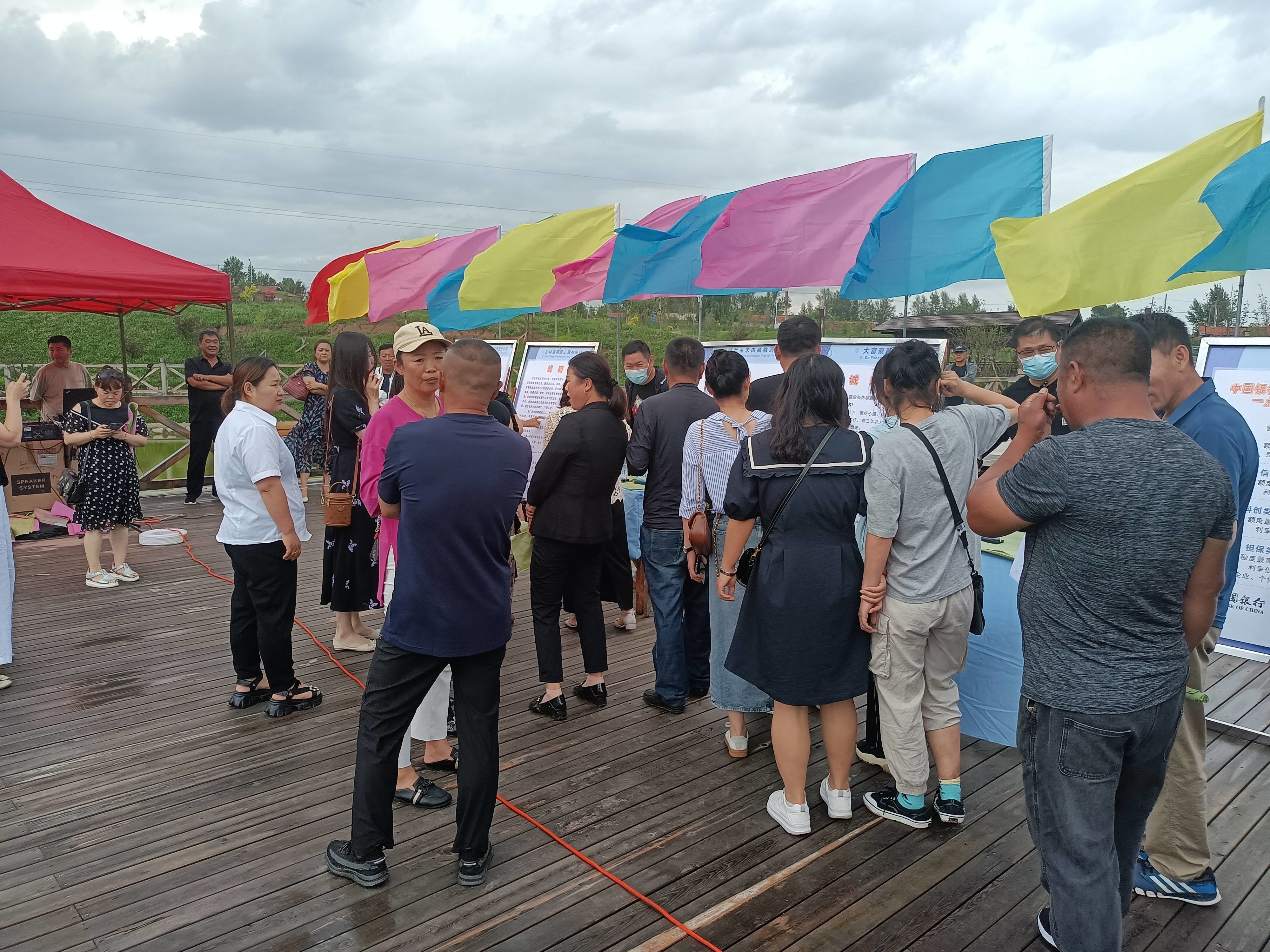 舒兰市人社局组织开展&ldquo;九解一协调&rdquo;服务企业活动暨&ldquo;解人才劳动力难题&rdquo;专场招聘会