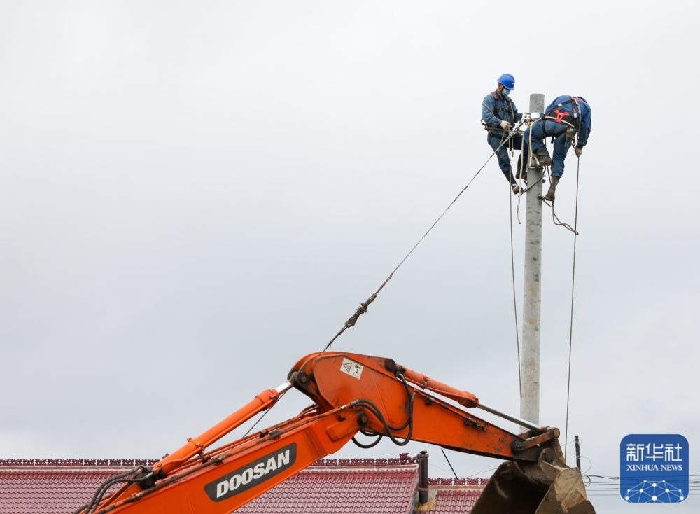 新华全媒+丨吉林舒兰抢险救灾群像