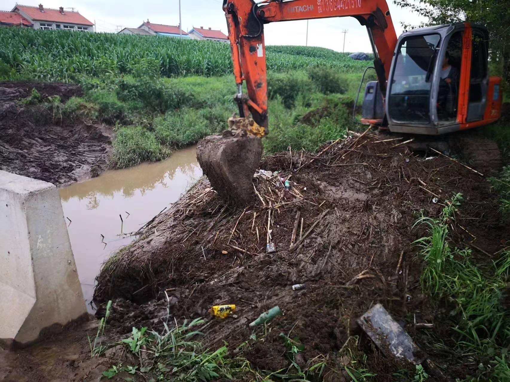 舒兰市有序推进河道水环境卫生清理工作