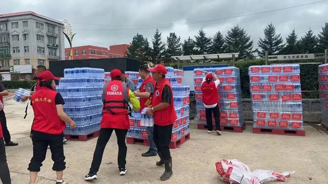 守护家园 灾后重建 舒兰市弘德志愿者在行动