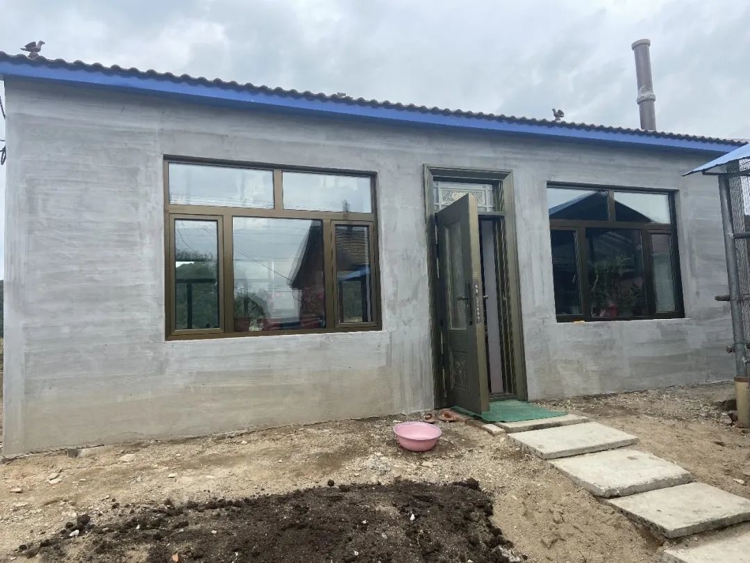 万众一心 重建家园 &middot; 新安篇丨舒兰市新安乡：村民搬进了第一所重建新房